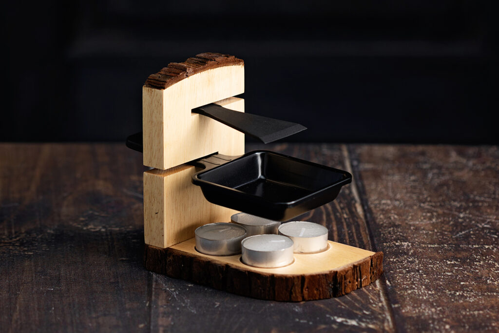 Holz Raclette Mit Kerzen